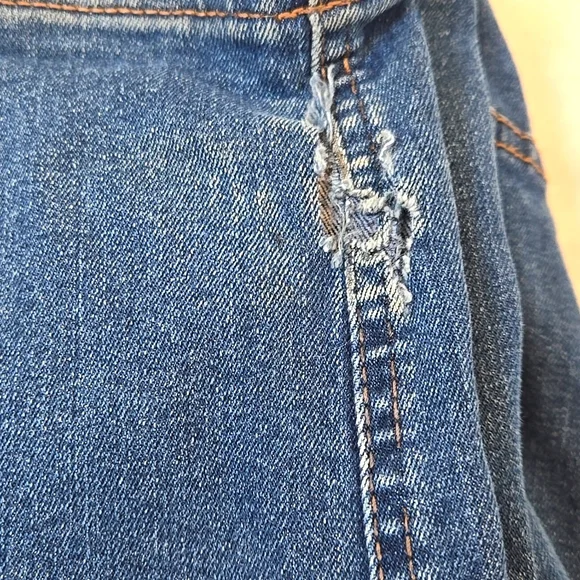 Men's Jeans - Picture 4 of 9